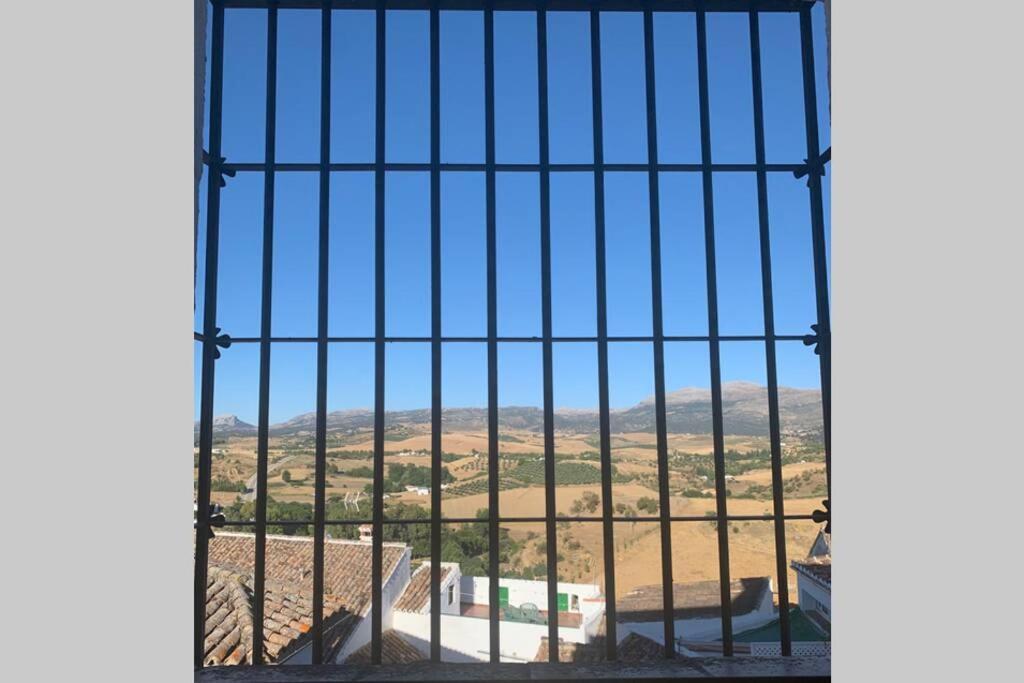 Un Autentico Oasis Rodeado De Historia Ronda Buitenkant foto
