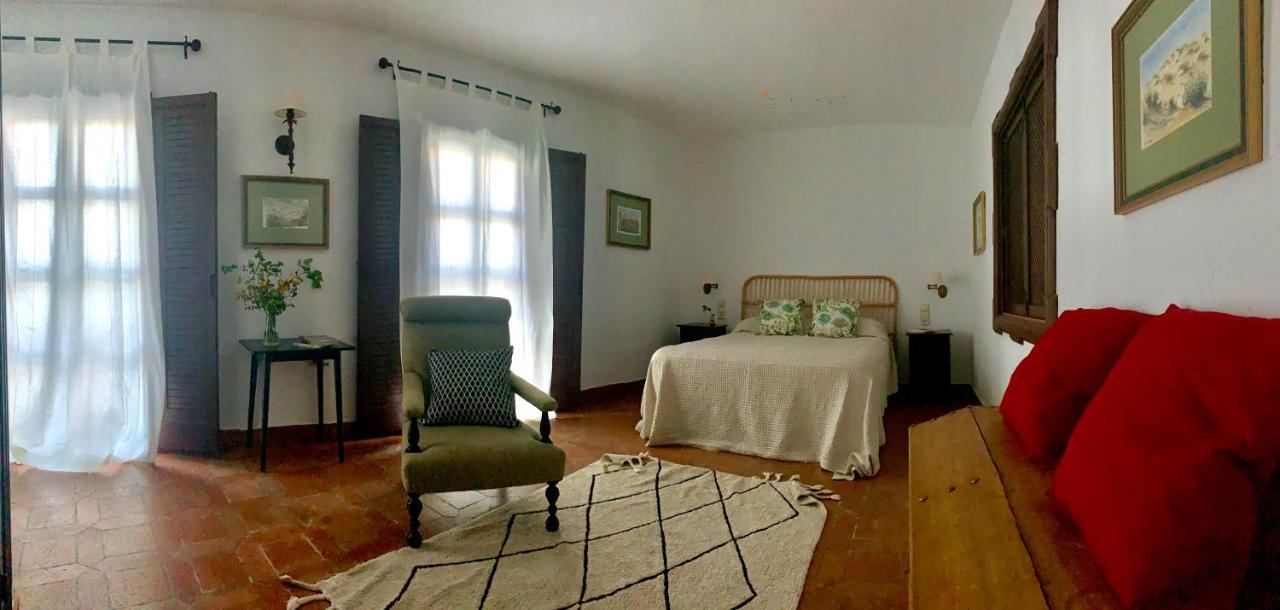 Un Autentico Oasis Rodeado De Historia Ronda Buitenkant foto